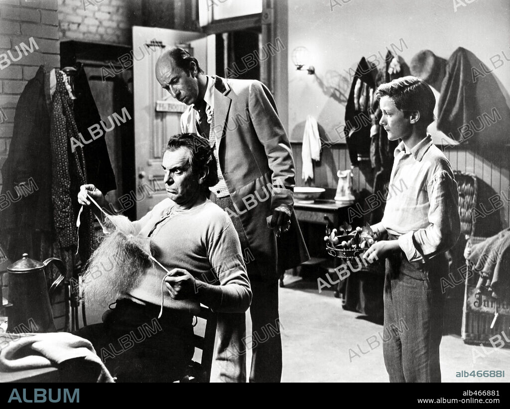RAYMOND MASSEY in PRINCE OF PLAYERS, 1955, directed by PHILIP DUNNE. Copyright 20TH CENTURY FOX.
