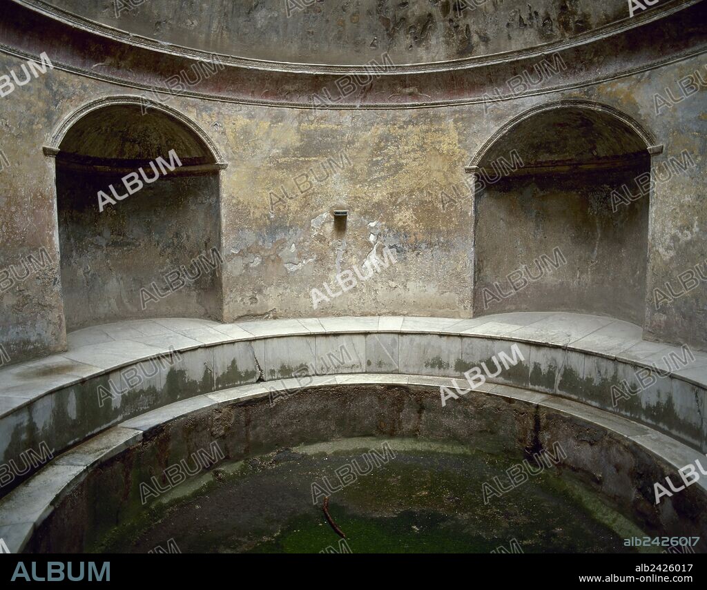 Italy. Pompeii. The Forum thermal baths. Public baths. Edificated immediately after the founding of the colony, they were subdivided into menÕs and womenÕs section. Room of the Frigidarium (cold pool). Campania.