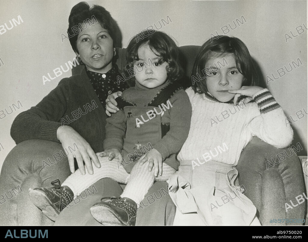 Barcelona, 11/12/1976. Trial for adultery in Barcelona against María Ángeles Muñoz, a 30-year-old woman from Albacete, accused by Ramón Soto Gómez, her husband, of adultery, the same man who abandoned her in 1970 with Yolanda, her two-month-old daughter.