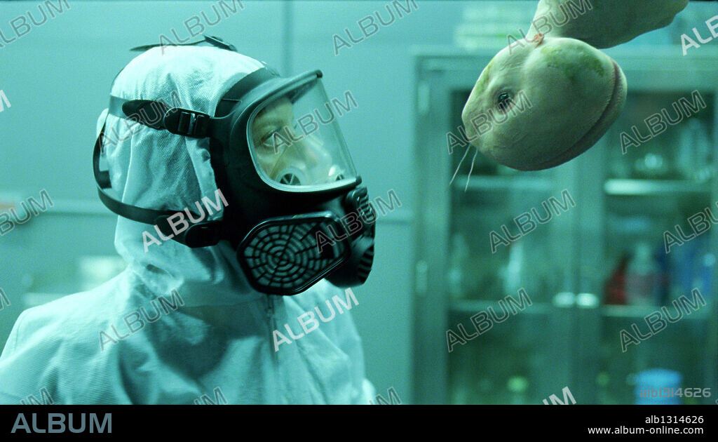 SARAH POLLEY in SPLICE, 2009, directed by VINCENZO NATALI. Copyright GAUMONT.