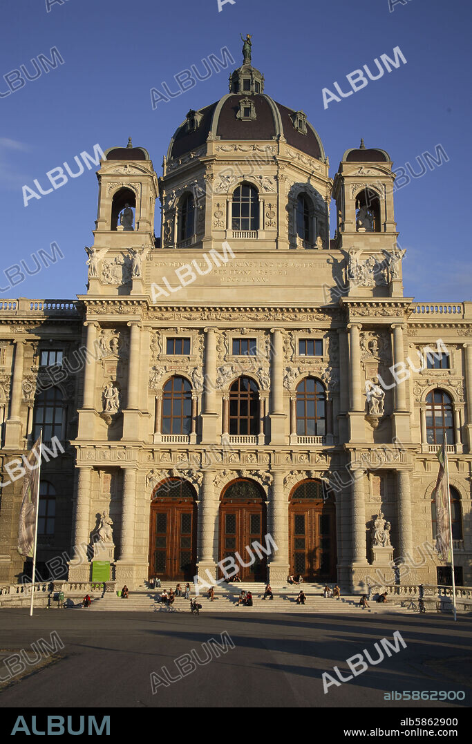 Viena / Wien; "Kunsthistorisches Museum" (museo de Historia del Arte).