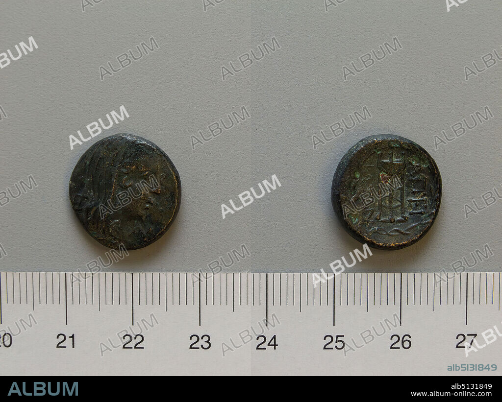 Mint: Epirus, Manufacturer: Koinon of the Epirotes, 1 Unit from Epirus, 233168 B.C., Copper, 4.68 g, 2:00, 17 mm, Made in Epirus, Greek, 3rd2nd century B.C., Numismatics.