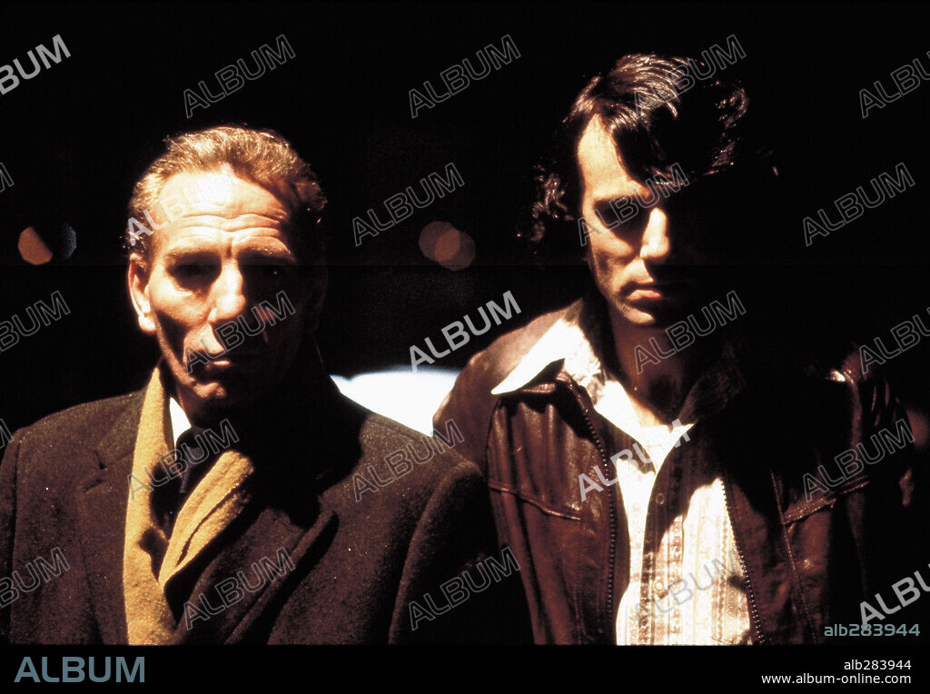 DANIEL DAY-LEWIS und PETE POSTLETHWAITE in IN THE NAME OF THE FATHER, 1993, unter der Regie von JIM SHERIDAN. Copyright UNIVERSAL PICTURES / HESSION, JONATHAN.