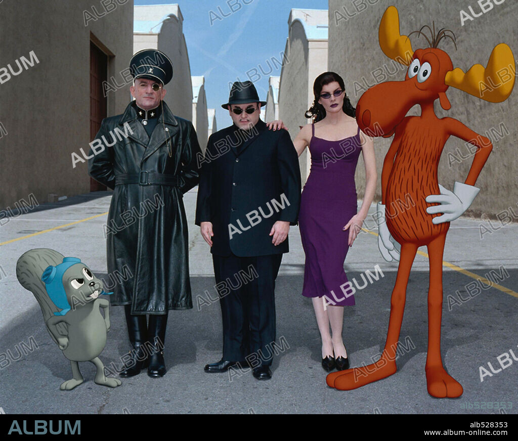 JASON ALEXANDER, RENE RUSSO and ROBERT DE NIRO in THE ADVENTURES OF ROCKY & BULLWINKLE, 2000, directed by DES MCANUFF. Copyright UNIVERSAL.