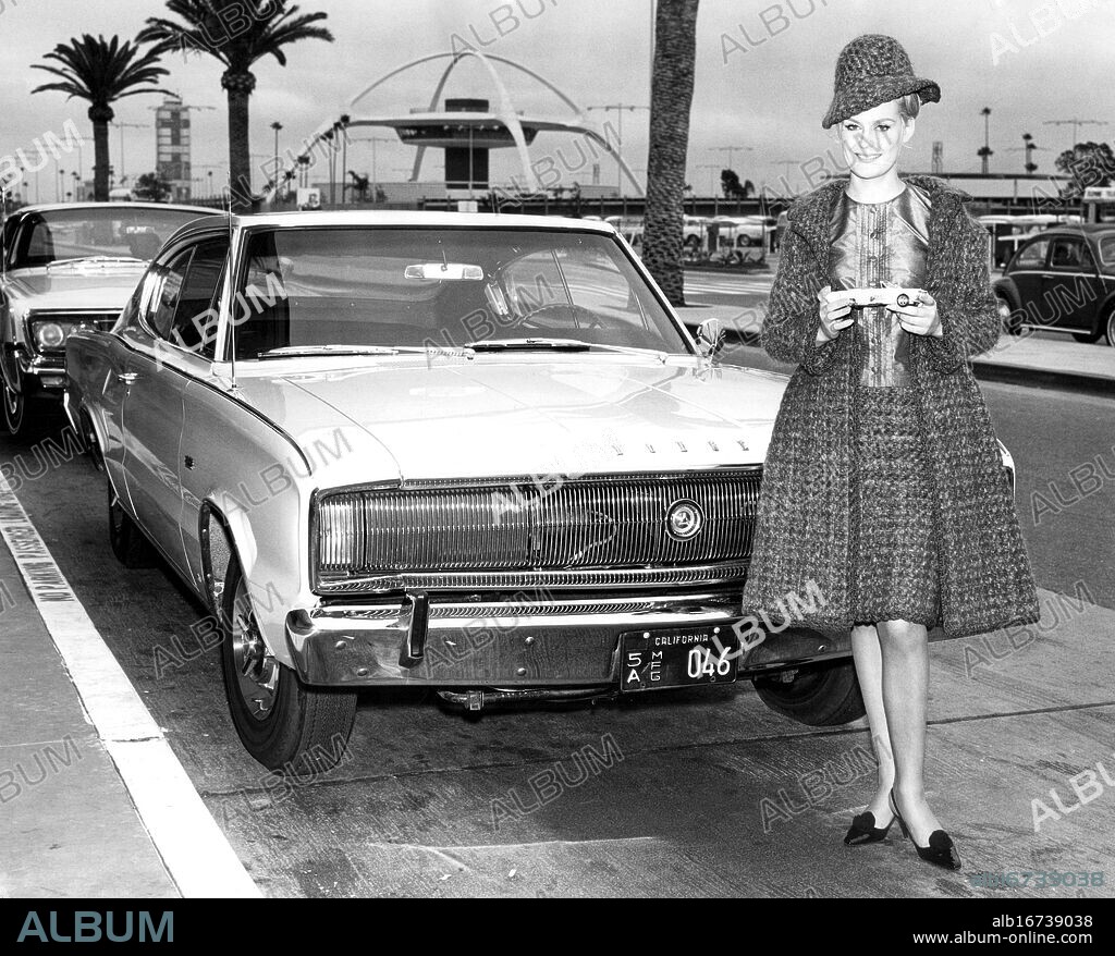 Lesley Langley, Miss World 1965, arrives at Los Angelese Airport. The pretty London lass will ride a float in the 77th Annual Tournament of Roses Parade in Pasadena on New Year's Day. 28th December 1965.