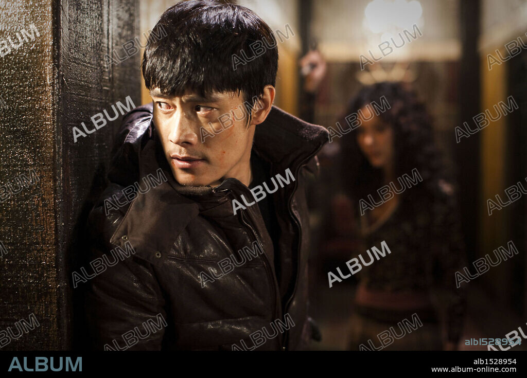 LEE BYUNG-HUN in I SAW THE DEVIL, 2010 (AKMAREUL BOATDA), directed by KIM JI-WOON. Copyright SOFTBANK VENTURES.