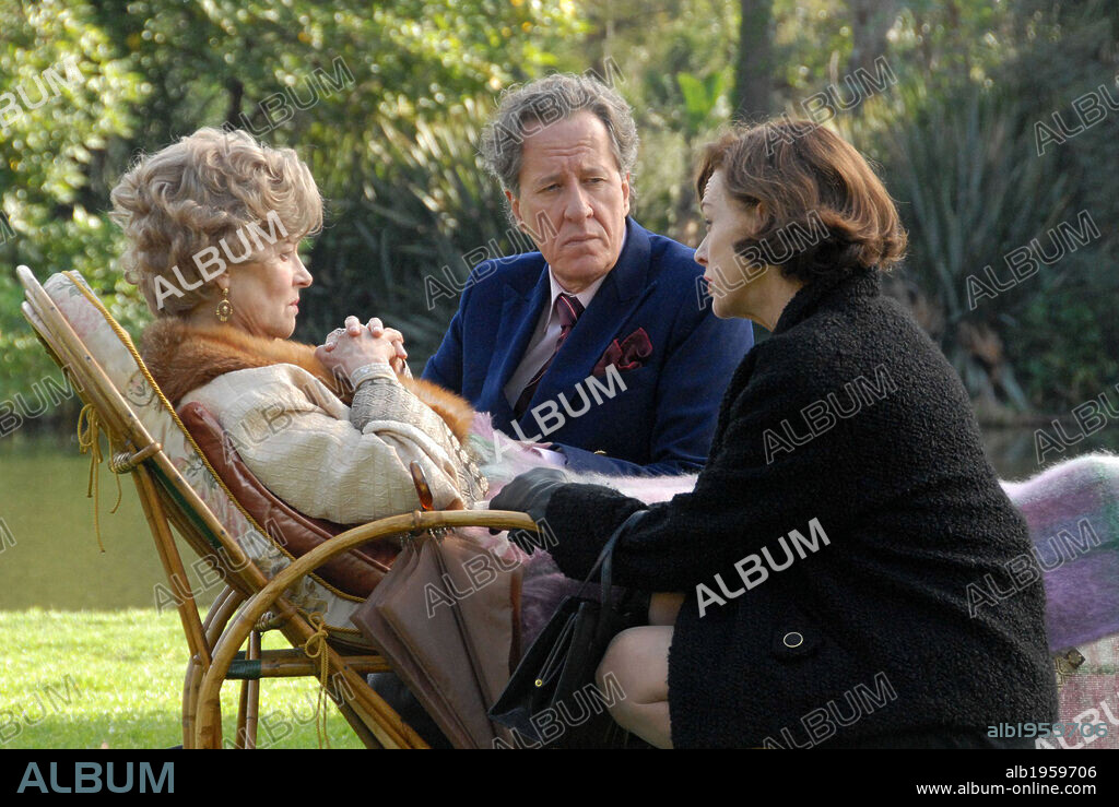 CHARLOTTE RAMPLING, GEOFFREY RUSH and JUDY DAVIS in THE EYE OF THE STORM, 2011, directed by FRED SCHEPISI. Copyright PAPER BARK FILMS.