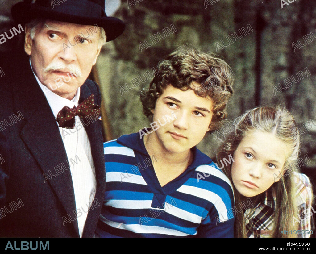DIANE LANE, LAURENCE OLIVIER and THELONIOUS BERNARD in A LITTLE ROMANCE, 1979, directed by GEORGE ROY HILL. Copyright WARNER BROS.