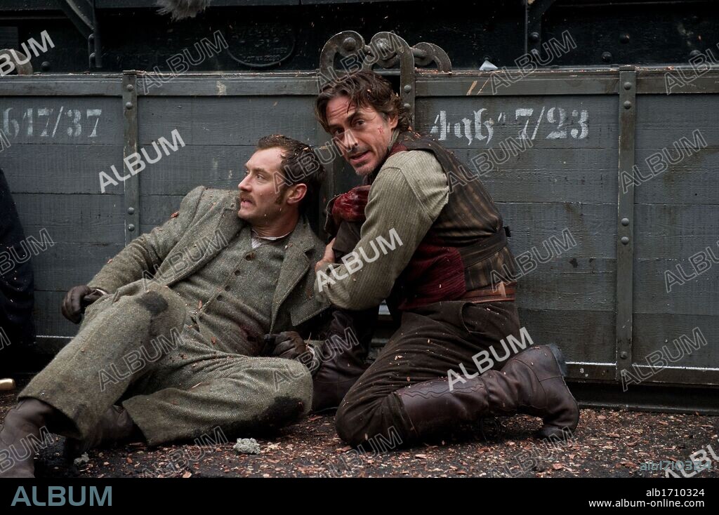 JUDE LAW in SHERLOCK HOLMES: A GAME OF SHADOWS, 2011, unter der Regie von GUY RITCHIE. Copyright WARNER BROS. PICTURES.