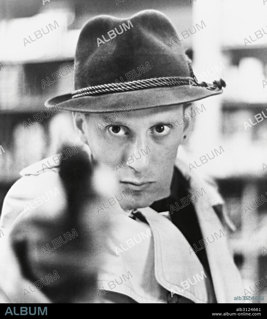 JAMES WOODS en EL CAMPO DE CEBOLLAS, 1979 (THE ONION FIELD), dirigida por HAROLD BECKER. Copyright BLACK MARBLE PRODUCTIONS.