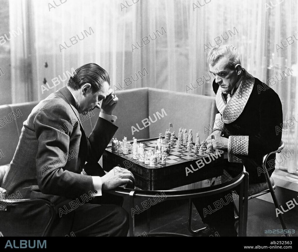 BELA LUGOSI y BORIS KARLOFF en SATANAS, 1934 (THE BLACK CAT), dirigida por EDGAR ULMER. Copyright UNIVERSAL PICTURES.