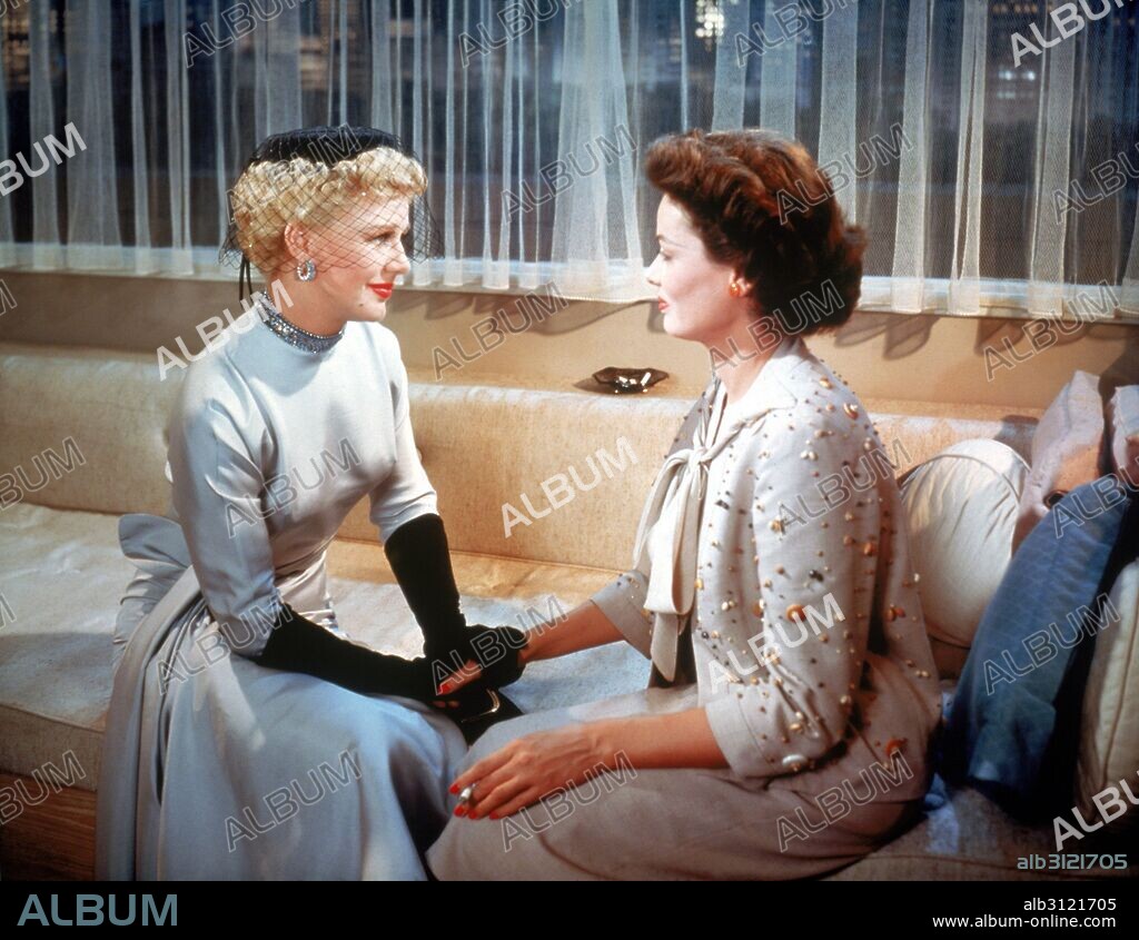 GENE TIERNEY y GINGER ROGERS en LA VIUDA NEGRA, 1954 (BLACK WIDOW), dirigida por NUNNALLY JOHNSON. Copyright 20TH CENTURY FOX.