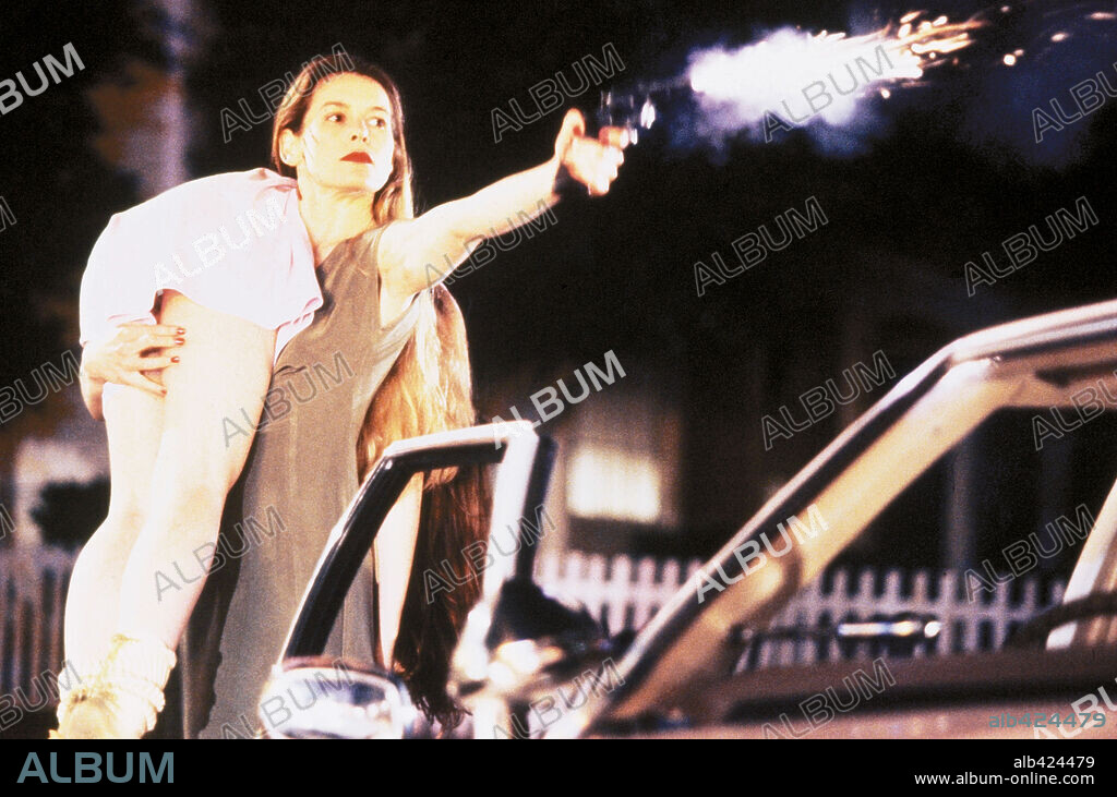 ALICE KRIGE in SLEEPWALKERS, 1992, directed by MICK GARRIS. Copyright COLUMBIA PICTURES / EMERSON, SAM.