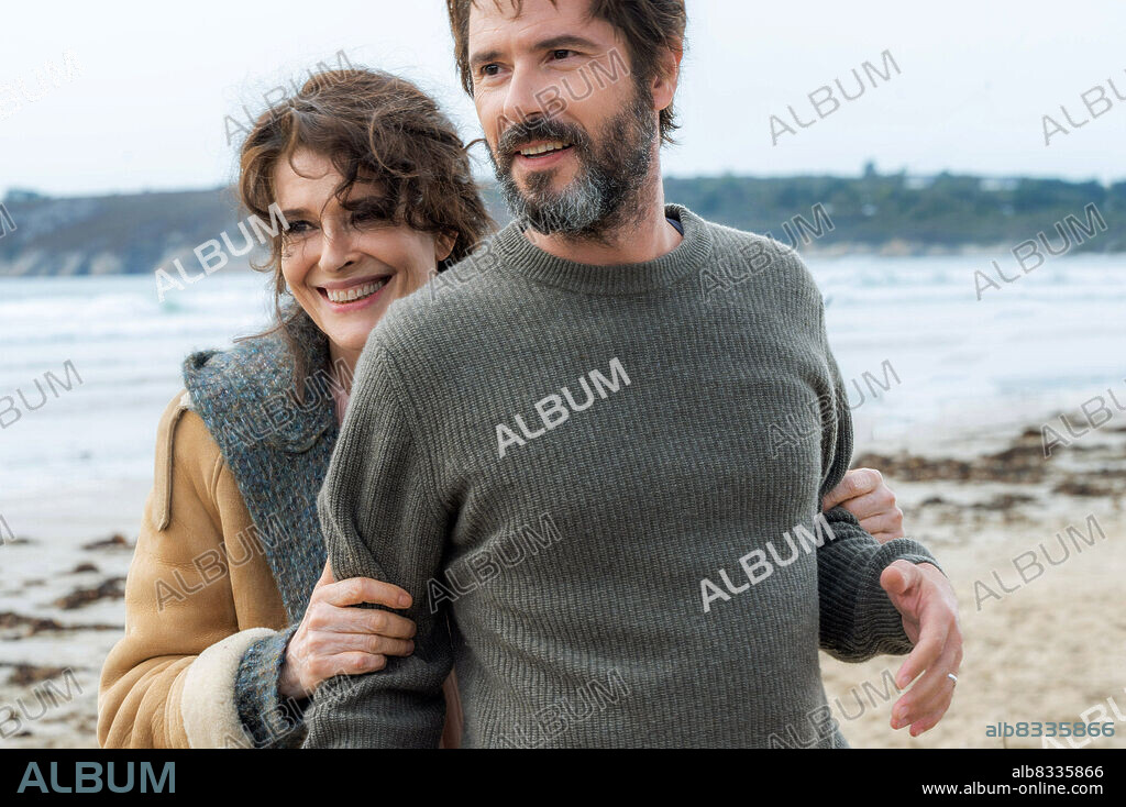 FANNY ARDANT et MELVIL POUPAUD dans LES JEUNES AMANTS, 2021, réalisé par CARINE TARDIEU. Copyright Ex Nihilo / Karé Productions.