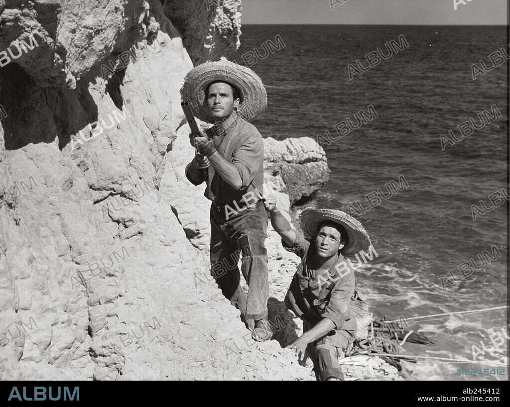 FRANCISCO RABAL and MANOLO ZARZO in EL HOMBRE DE LA ISLA, 1961, directed by VICENTE ESCRIVA.