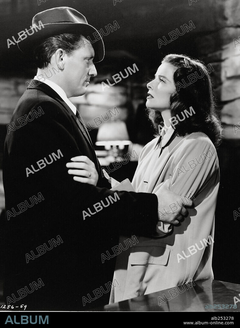KATHARINE HEPBURN y SPENCER TRACY en SIN AMOR, 1945 (WITHOUT LOVE), dirigida por HAROLD S. BUCQUET. Copyright M.G.M.