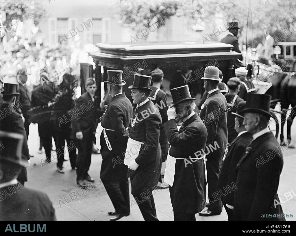 Funeral of Rear Admiral Winfield Scott Schley circa 1911.
