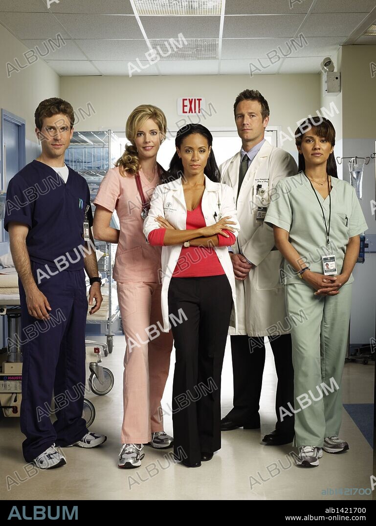 CHRISTINA MOORE, DAVID JULIAN HIRSH, JADA PINKETT SMITH, MICHAEL VARTAN and SULEKA MATHEW in HAWTHORNE, 2009, directed by JEFF BLECKNER. Copyright Sony Pictures Television.