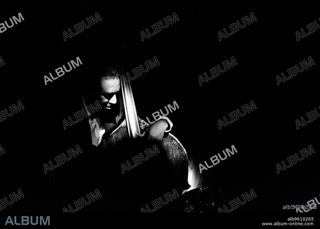 BRIAN O'CONNOR. Ray Brown, Ronnie Scott's, Nov 1986.