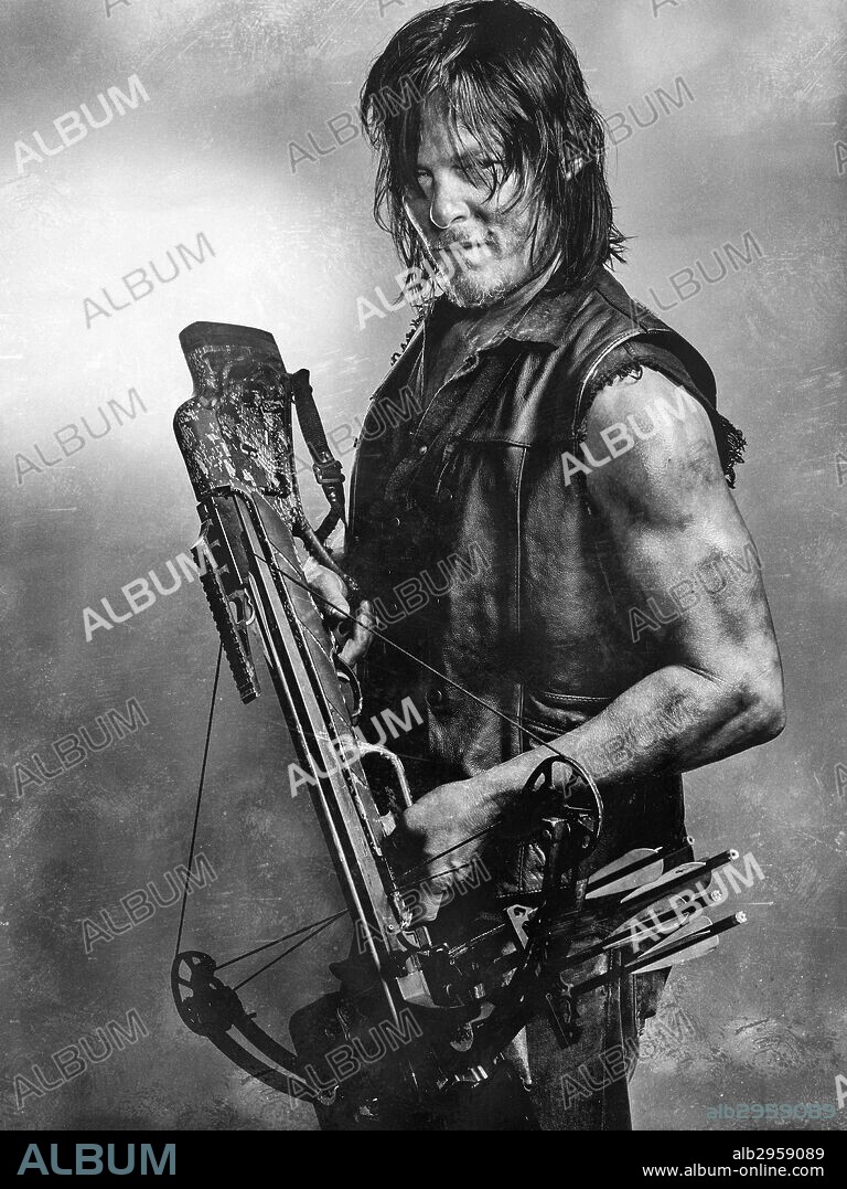 NORMAN REEDUS en THE WALKING DEAD, 2010, dirigida por FRANK DARABONT. Copyright DARKWOODS PRODUCTIONS. Temporada 6.