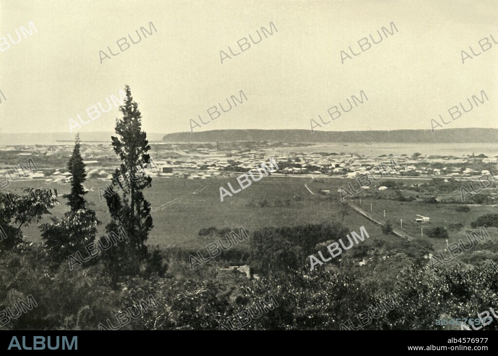 WILSON. 'Durban, Natal', 1901. The Colony of Natal was a British colony annexed from the Boer Republic of Natalia  on 4 May 1843. From "South Africa and the Transvaal War, Vol. VI", by Louis Creswicke. [T. C. & E. C. Jack, Edinburgh, 1901].