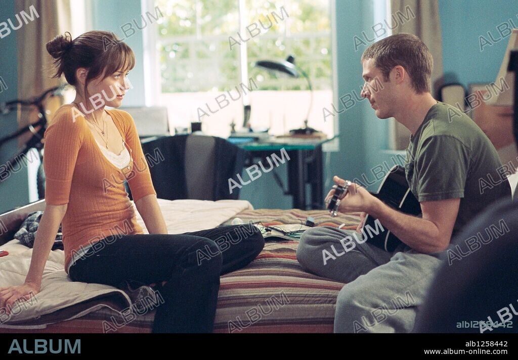 ALEXIS BLEDEL y ZACH GILFORD en RECIEN GRADUADA, 2009 (POST GRAD), dirigida por VICKY JENSON. Copyright TM 20 TH CENTURY FOX.