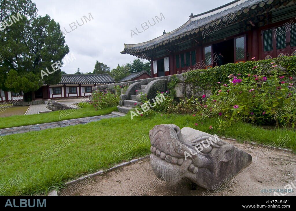 The temple complex of Songgyungwan, home of the Koryo Museum, Kaesong, North Korea, Asia.