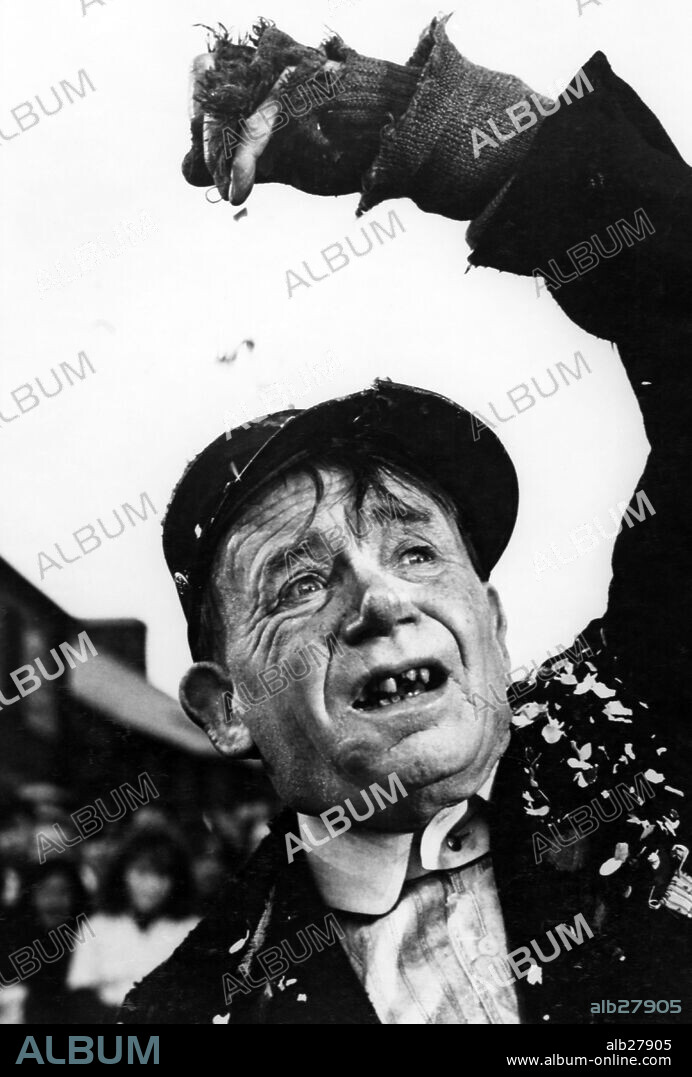 JOHN MILLS en LA HIJA DE RYAN, 1970 (RYAN'S DAUGHTER), dirigida por DAVID LEAN. Copyright M.G.M.