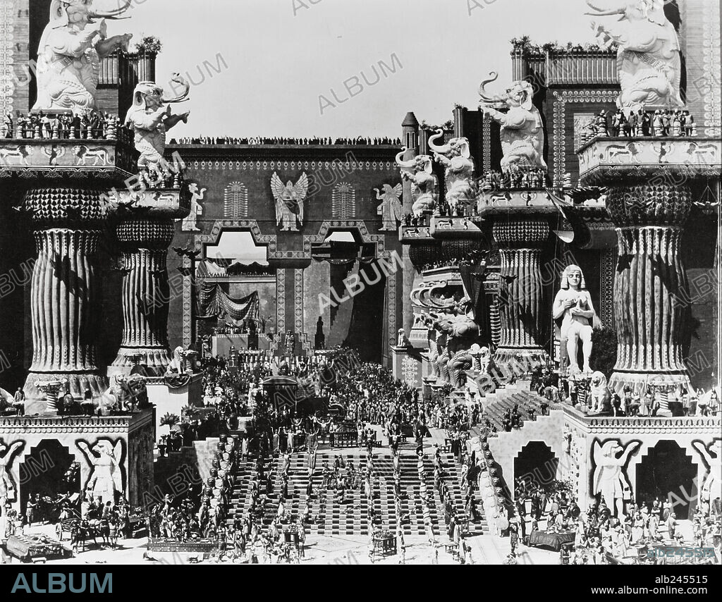 ALTER ORIENT: ASSUR. INTOLERANCE, 1916, réalisé par D. W. GRIFFITH. Copyright WARK PRODUCING COMPANY.