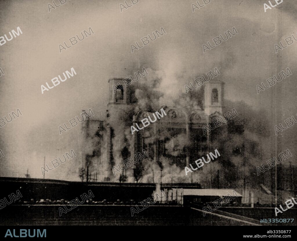 VLADISLAV VLADIMIROVICH MIKOSHA. The Demolition of the Cathedral of Christ the Saviour in Moscow.