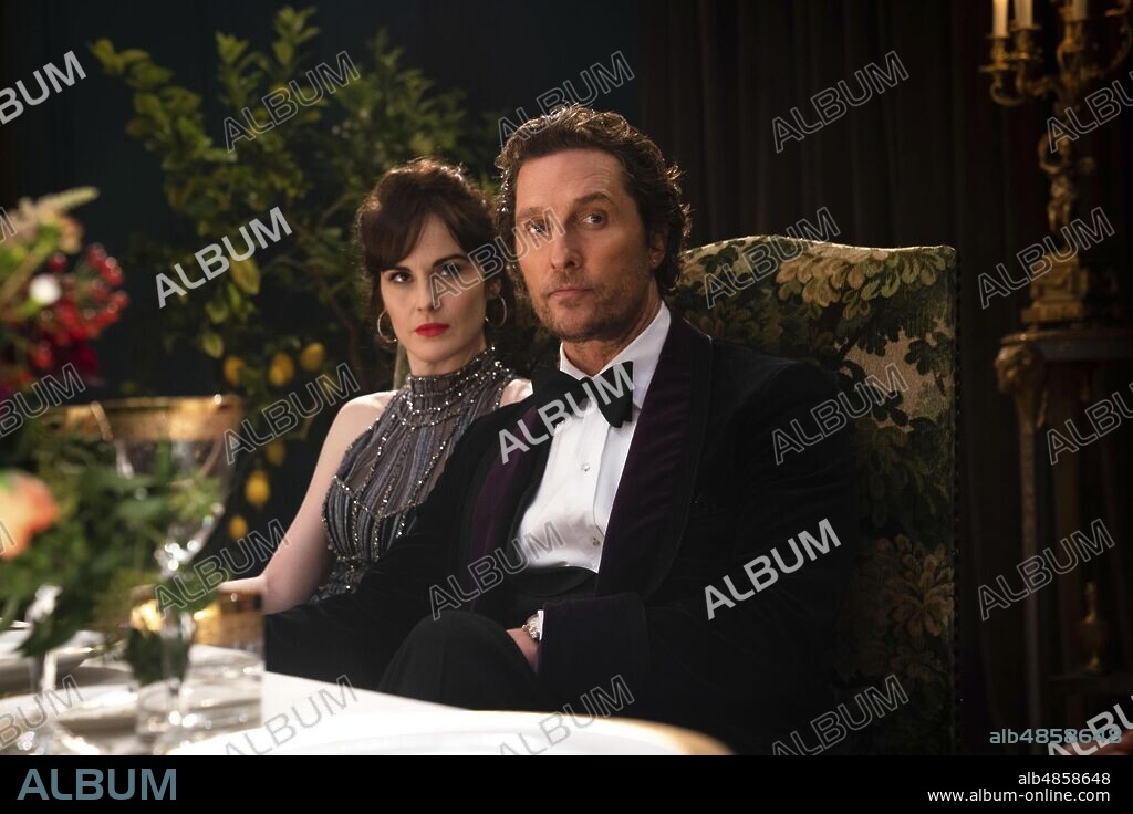 MATTHEW McCONAUGHEY et MICHELLE DOCKERY dans THE GENTLEMEN, 2020, réalisé par GUY RITCHIE. Copyright MIRAMAX.