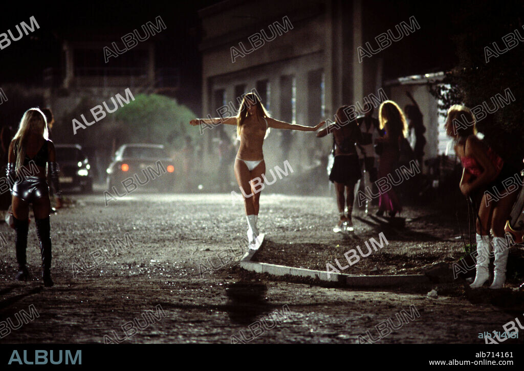 PRINCESAS, 2005, dirigida por FERNANDO LEON DE ARANOA.