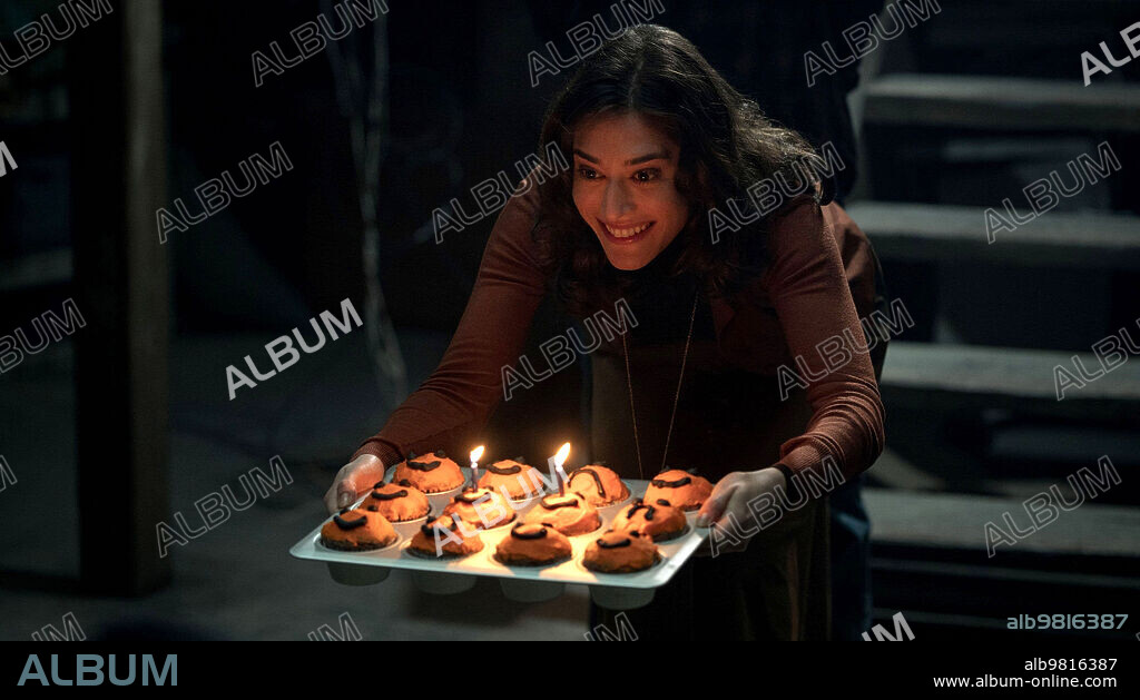 LIZZY CAPLAN in COBWEB, 2023, directed by SAMUEL BODIN. Copyright LIONSGATE.