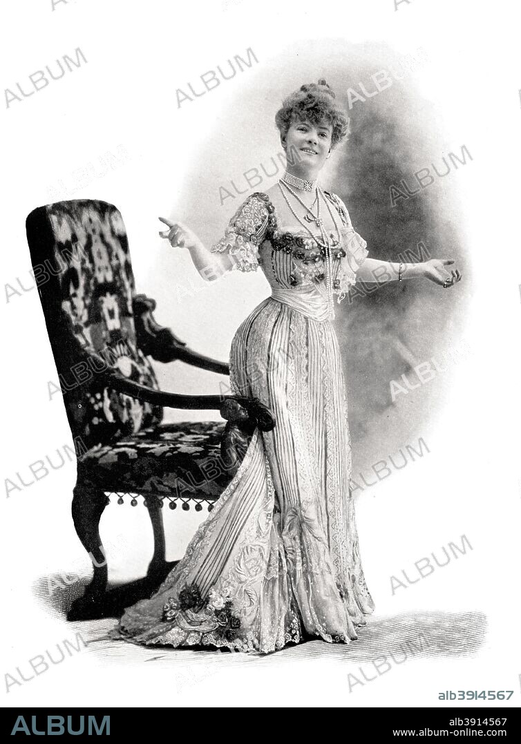 'A Parisian Actress, Mademoiselle Charlotte Wiehe', 1901. Marie Charlotte Wiehe-Bereny (1865-1947), Danish actor and singer. Illustration from The Process Year Book, A Review of the Illustrated Arts. published by AW Penrose & Co, (London, 1901).