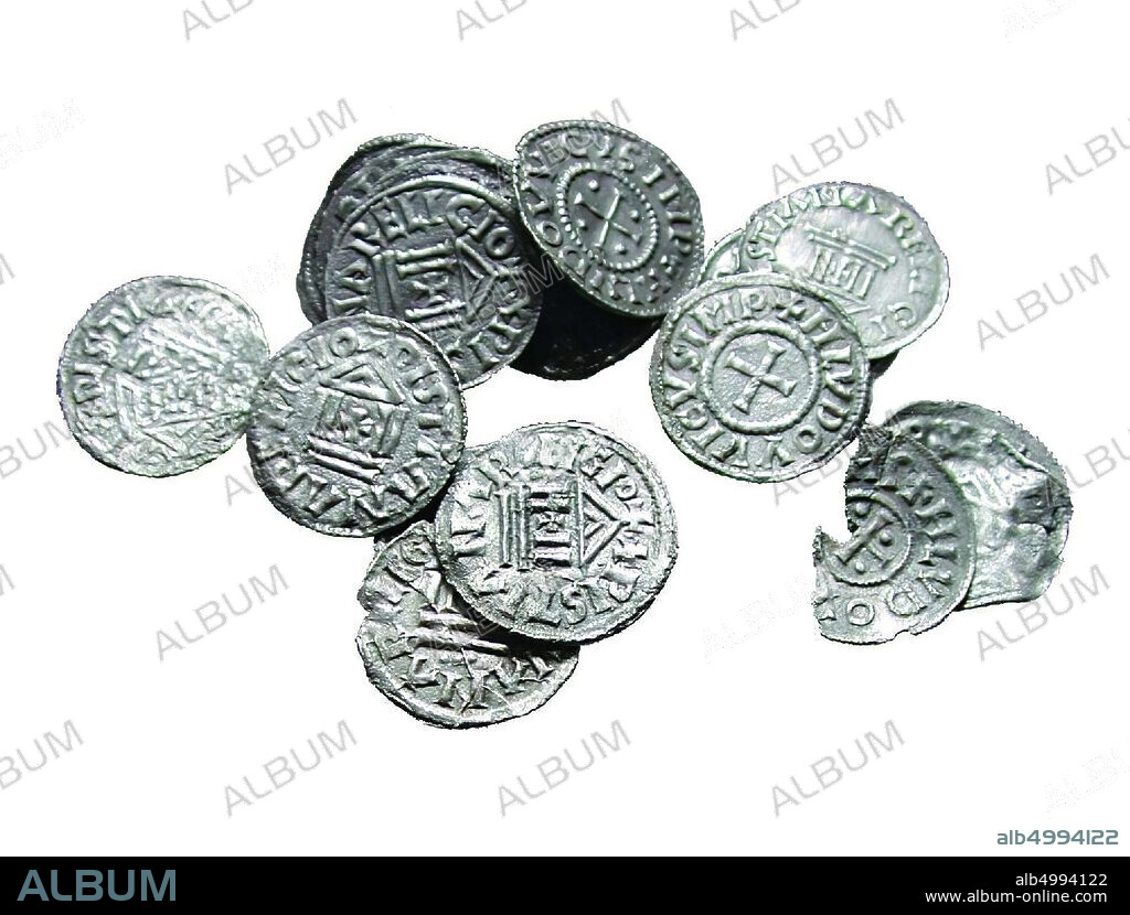 edge lettering front: HLVDOVVICVS IMP backside: XPISTIANA RELIGIO, coin, denarius Louis the Pious, metal, silver, Gew. 1,44 grams, 822-840, the Netherlands, Utrecht, Wijk bij Duurstede, Wijk bij Duurstede, David van Bourgondiëweg.