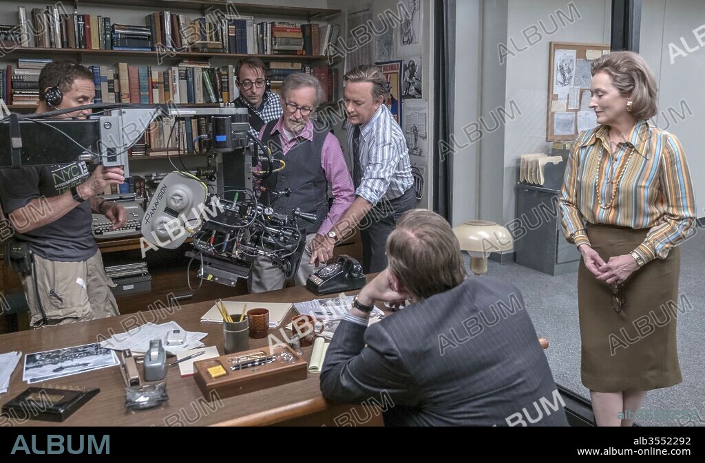 MERYL STREEP, STEVEN SPIELBERG et TOM HANKS dans THE POST, 2017, réalisé par STEVEN SPIELBERG. Copyright Amblin EnterT/ DreamWorks SKG / Pascal Pictures / Participan / TAVERNISE, NIKO.