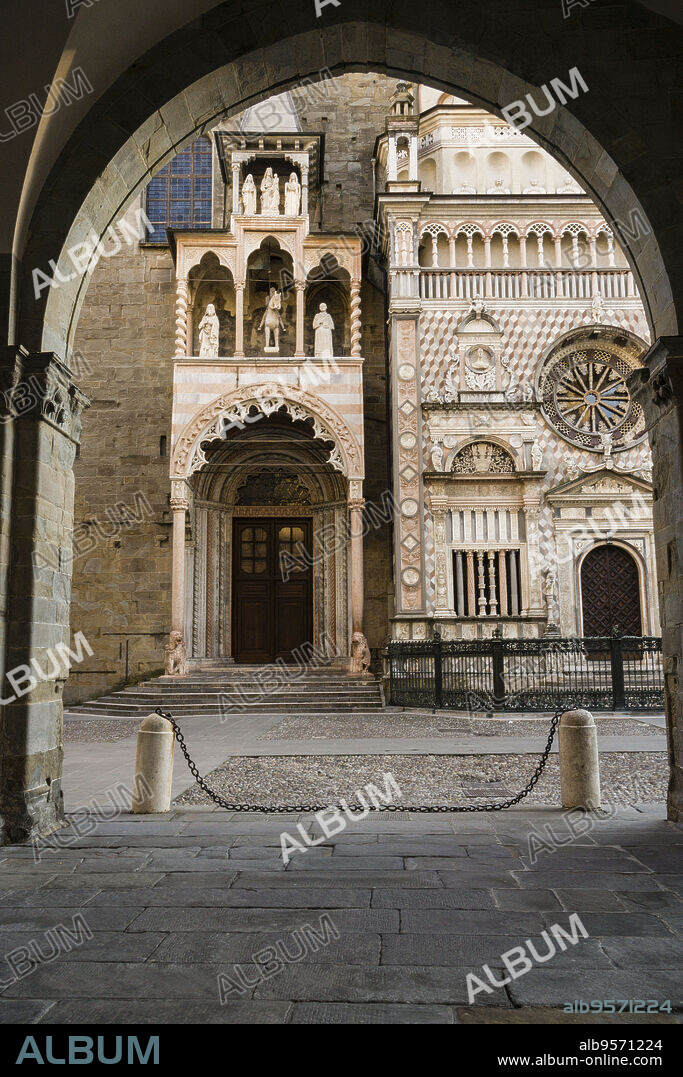 capilla Colleoni, siglo XV, Duomo, Piazza Padre Reginaldo Giuliani,ciudad alta, Bergamo, Lombardia, Italia, Europa.