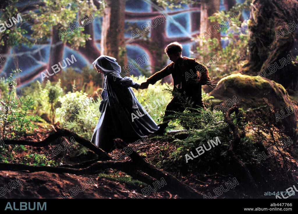 HANNA BERTHAUT and NILS HUGON in TOM THUMB, 2001 (LE PETIT POUCET), directed by OLIVIER DAHAN. Copyright LA CHAUVE SOURIS/STUDIO CANAL/FRANCE 3 CINEMA.