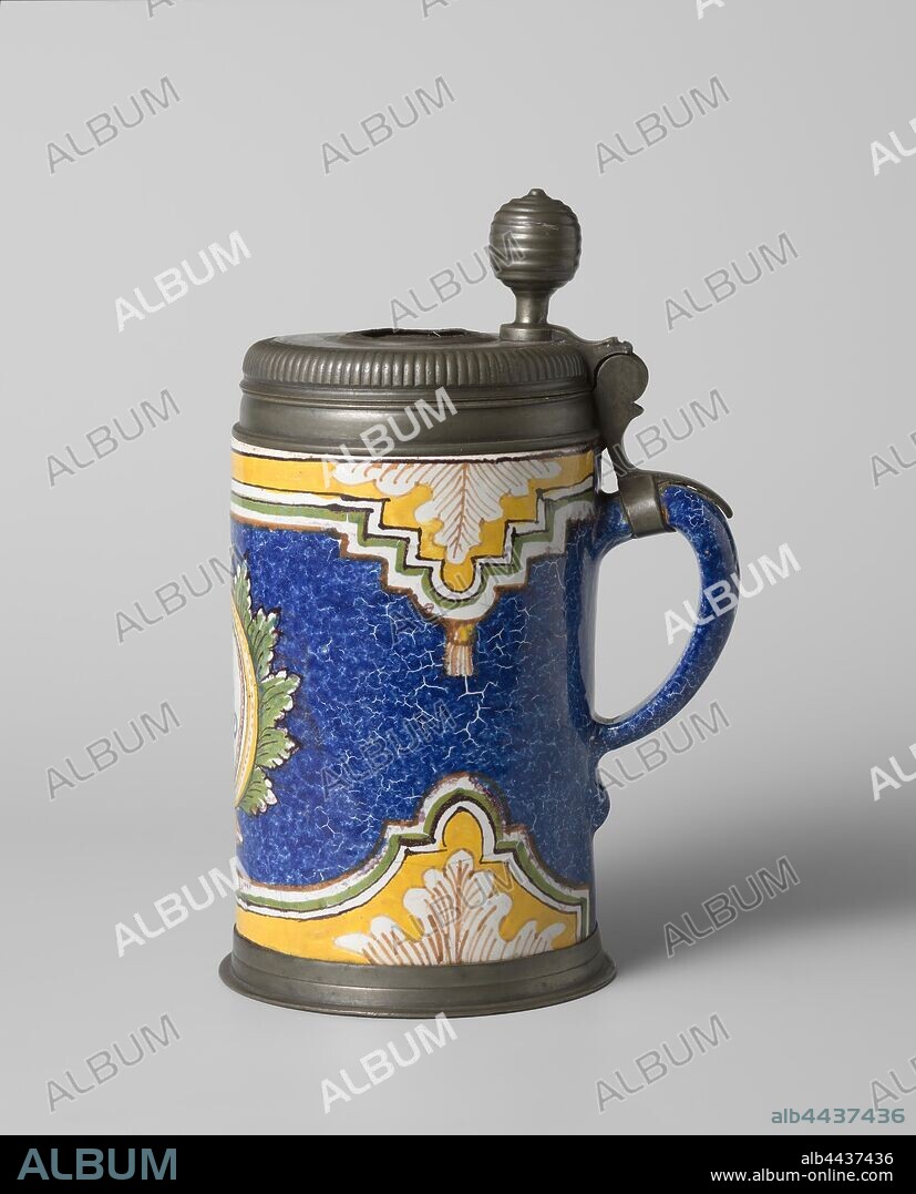 Beer mug with monogram by Frederik Willem van Prussia, Beer mug with pewter foot ring and lid with hinge and thumb latch. Monogram on the belly FRW in cartouche with yellow border surrounded by green leaves. Background azure blue. Inside cover allegorical representation: Two figures reach out to each other. Inscription on the inside of the lid: 2 x IT moon 1705 star. 1 x IT buck (bear?) 1705. Edge lettering on inside cover: OVOD DEVS DECREVIT IN NOBIS IMPLEVIT. Signature., Frederick William I King of Prussia, Cornelis Funcke, Berlin, c. 1720 - c. 1740, tin (metal), h 22.6 cm × d 12.5 cm.
