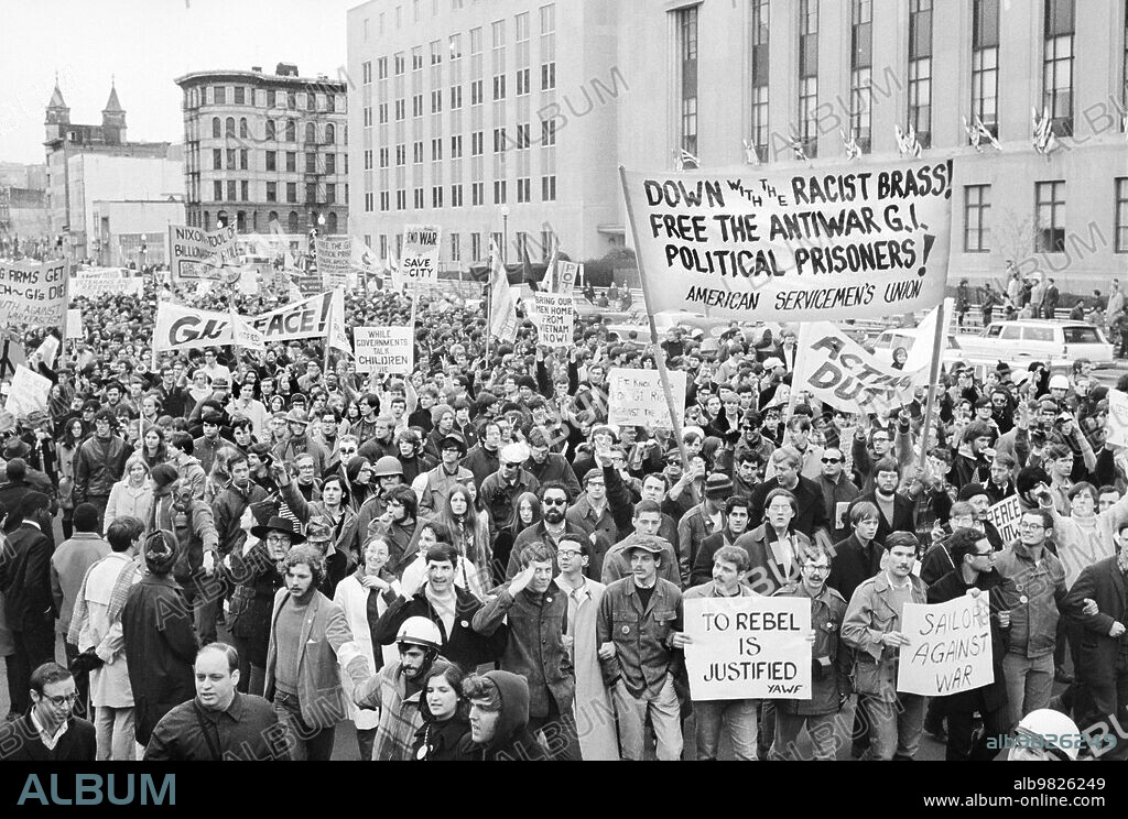 Crowd during Rally against U.S. President Richard Nixon's Inauguration and Vietnam War, Washington, D.C., USA, John T. Bledsoe, U.S. News & World Report Magazine Photograph Collection, January 19, 1969.