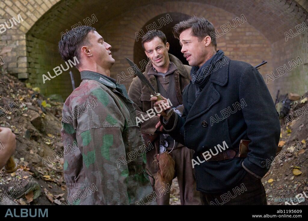 BRAD PITT in INGLOURIOUS BASTERDS, 2009, unter der Regie von QUENTIN TARANTINO. Copyright UNIVERSAL PICTURES.