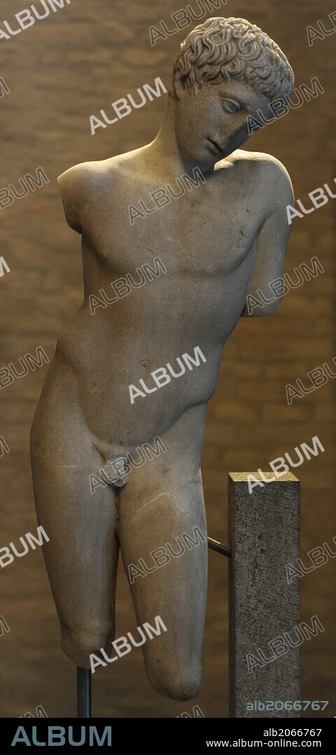ARTE GRIEGO. EPOCA CLASICA. GRECIA. Escultura "Narciso". Copia romana en mármol de un original griego del 410 a. C. Un deportista victorioso. Glyptothek. Munich. Alemania. Europa.