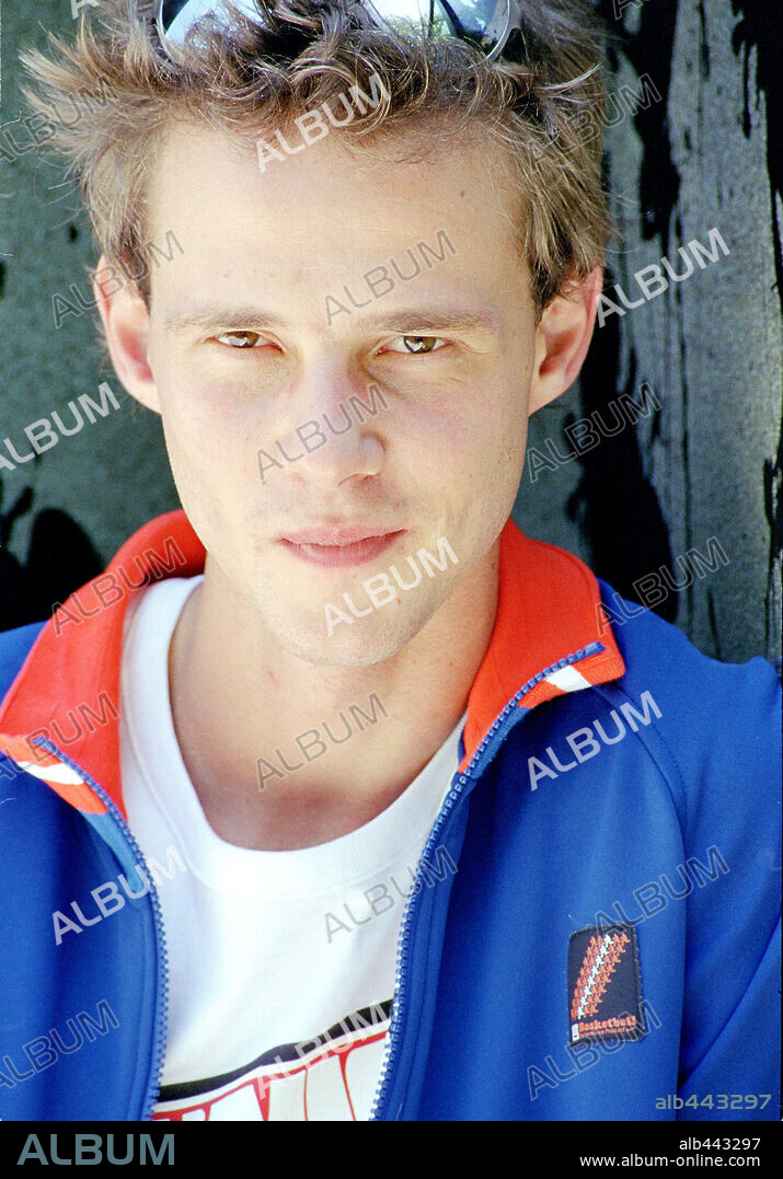 ELOY AZORIN. 2003