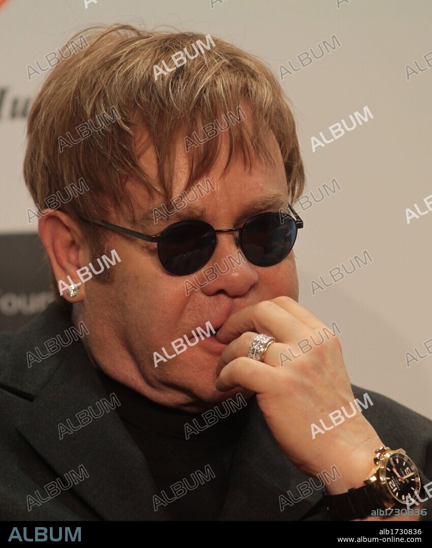 Nov. 9, 2011 - Kiev, Ukraine - British pop star ELTON JOHN at the press conference where he launched a new anti-AIDS charity project in Kiev. 09/11/2011