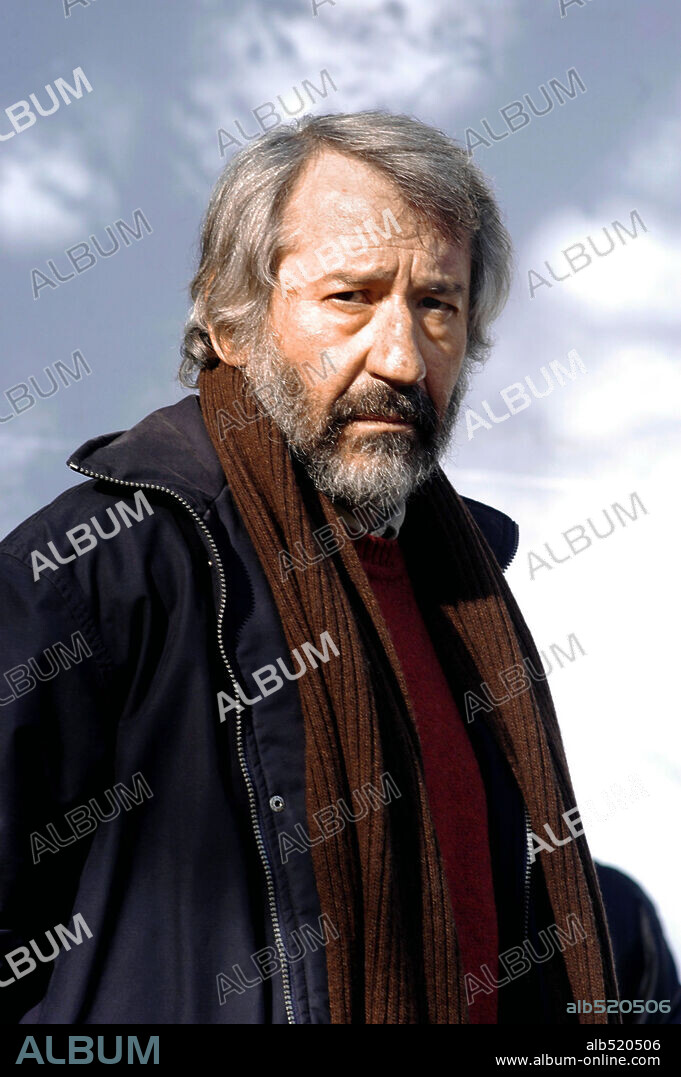 JOSE SACRISTAN en ROMA, 2004, dirigida por ADOLFO ARISTARAIN. Copyright TESELA PC/ARISTARAIN PC.