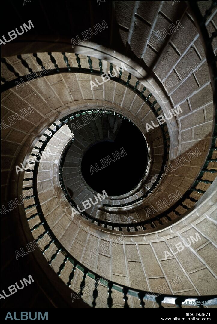 DOMINGO ANTONIO DE ANDRADE (1639-1712). ESCALERA DE CARACOL- SIGLO XVII- ARQUITECTURA BARROCA ESPAÑOLA.