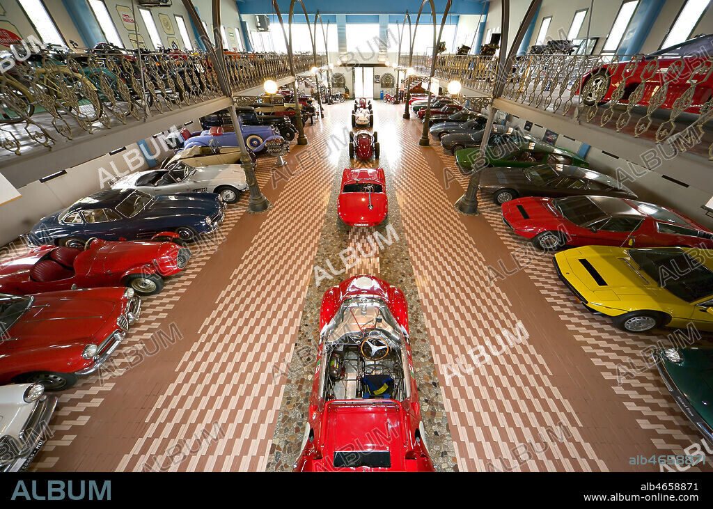 Umberto Panini Collection of ancient motorbikes and cars: the museum.