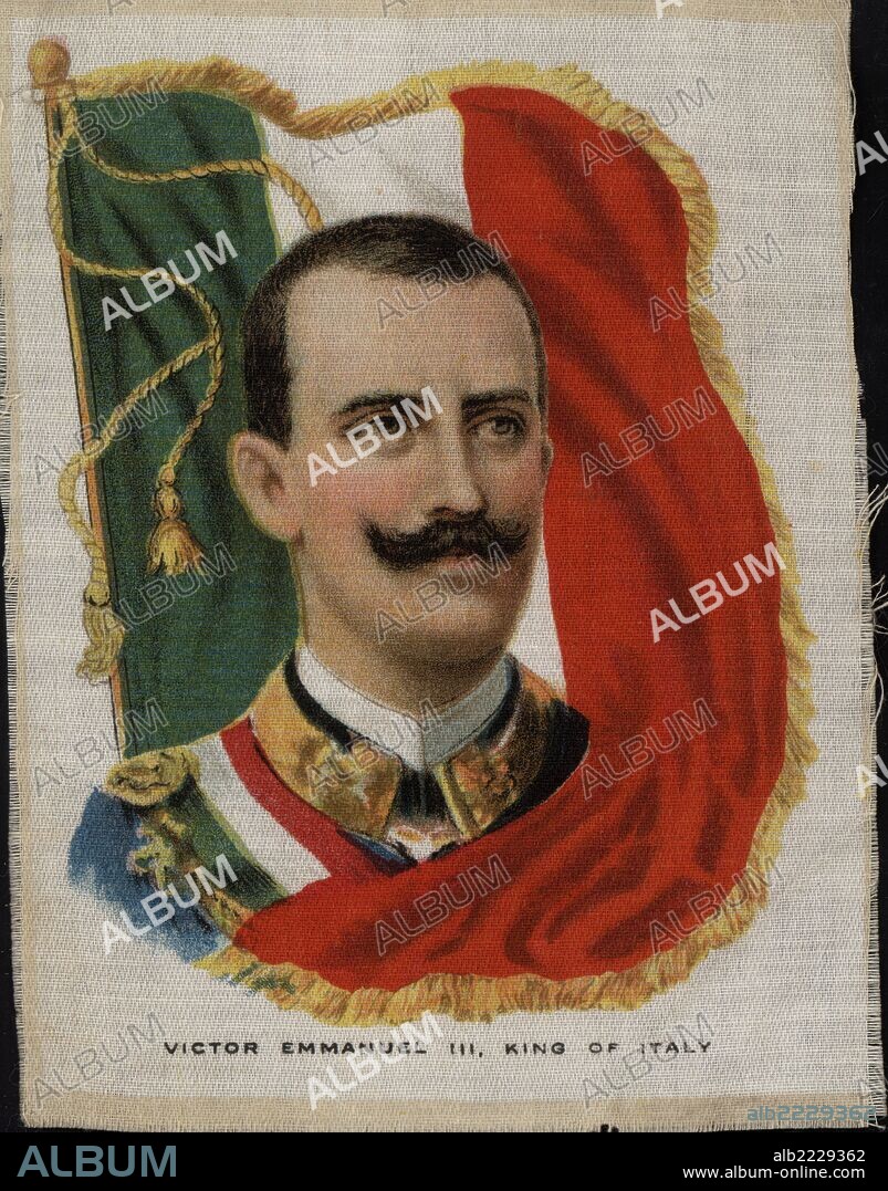 Victor Manuel de Savoya (1869-1947), Victor Manuel III, rey de Italia. Retrato y bandera impresos sobre tela. Años 1920.