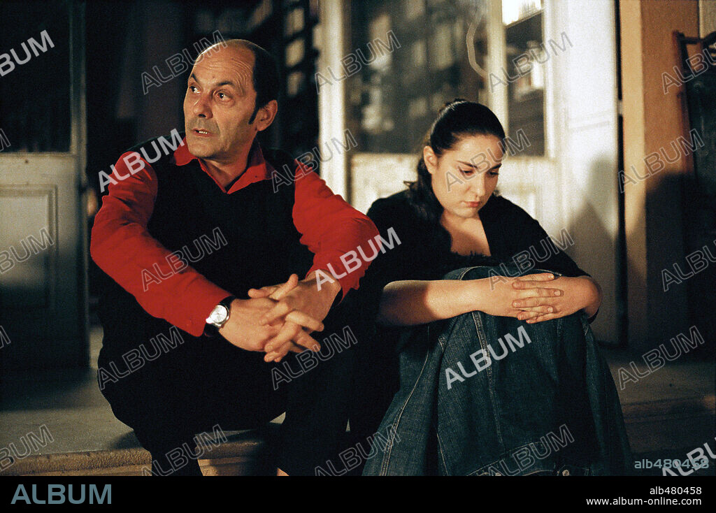 JEAN-PIERRE BACRI and MARILOU BERRY in COMME UNE IMAGE, 2004, directed by AGNES JAOUI. Copyright LES FILMS A4.