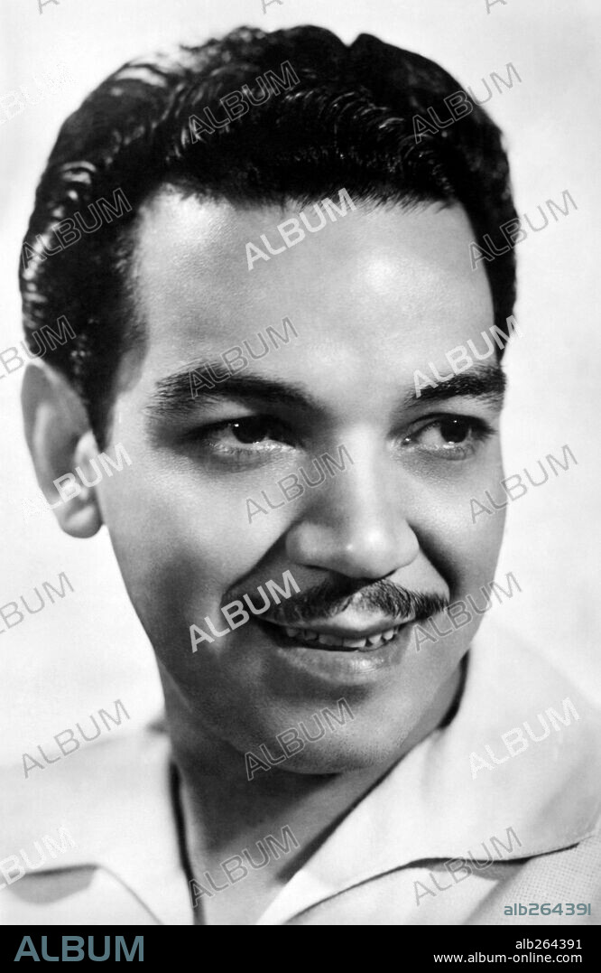 CANTINFLAS.